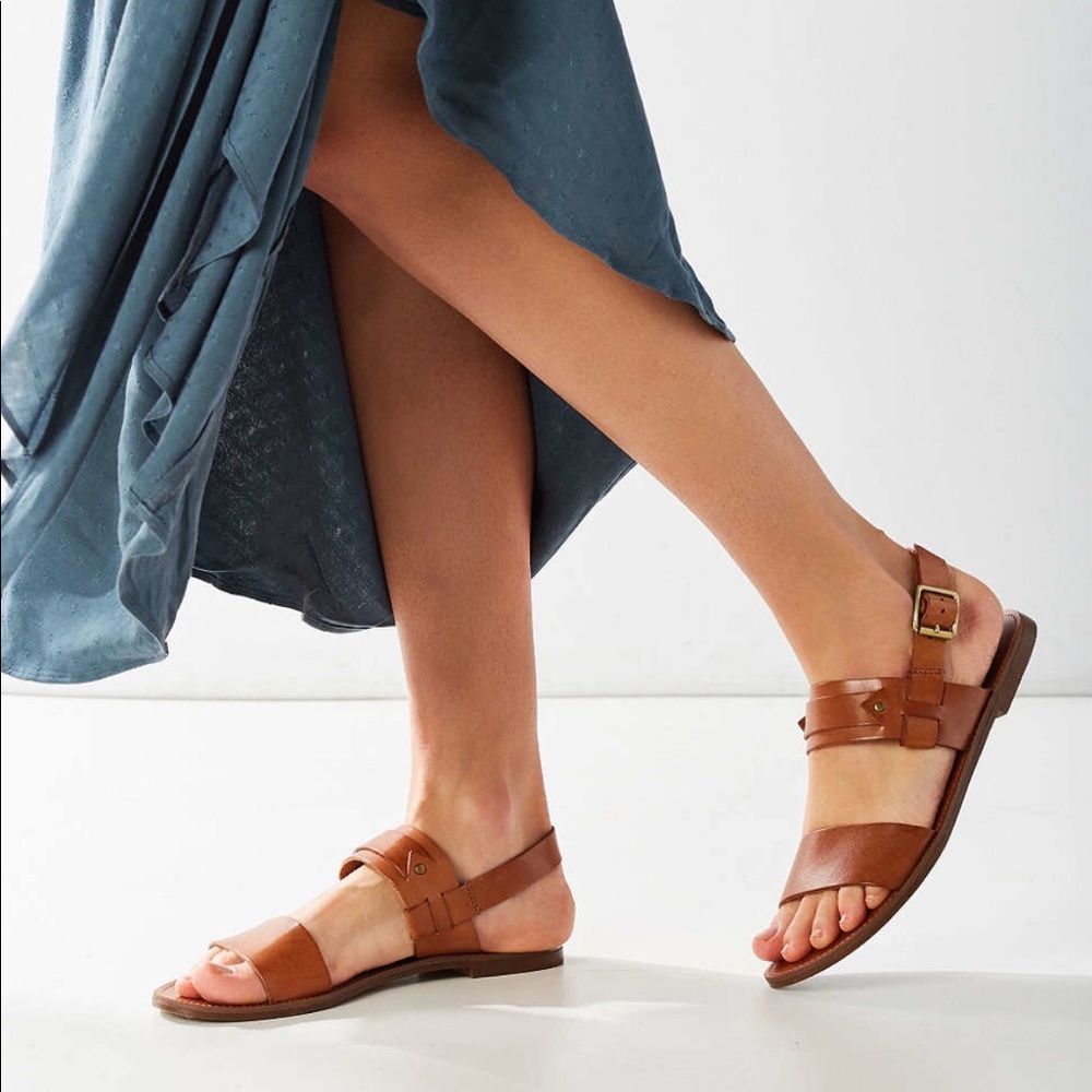 Seychelles Tan Leather Strappy Flat Sandals